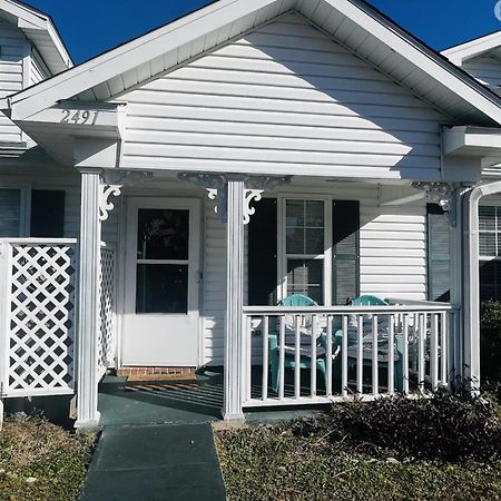 Charming 2 Bdr 1 Bath Home Fenced Byard N Pensacola Pet Friendly Close To Bases Esterno foto